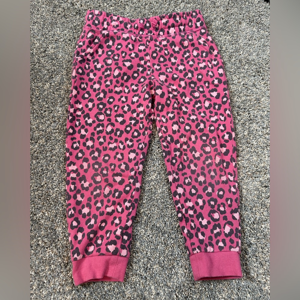 Jumping Beans softest fleece animal print sweatpants. Toddler size 5T